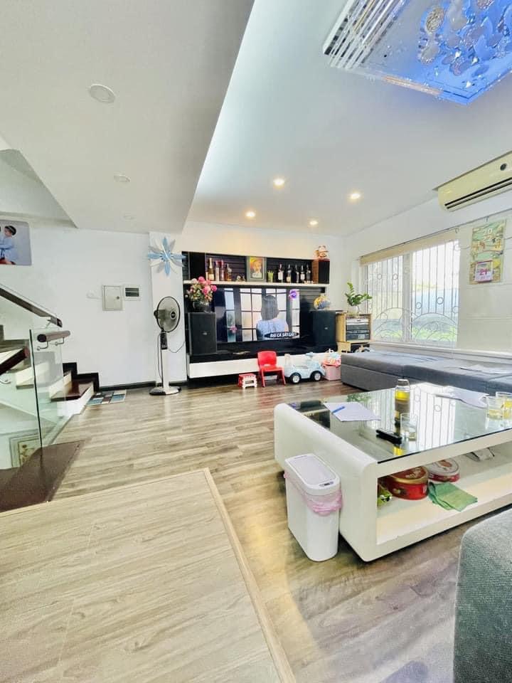 BÁN NHÀ NGÕ 349 MINH KHAI HAI BÀ TRƯNG - 32M 6T MT 5.1M - NGÕ RỘNG 4M - NGÕ THÔNG - 15M RA OTO TRÁNH