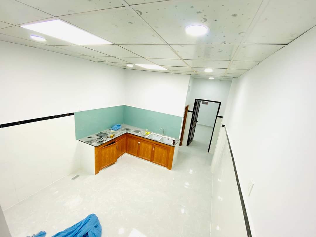 Nhà 2 tầng, 70m2. Ngang gần 4m, nở hậu. Giá tốt 3TỶ7. Phường Hiệp Bình Chánh, Thủ Đức.