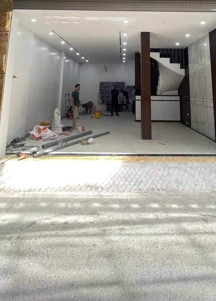 NHÀ BÁN MẶT PHỐ NGUYỄN KHANG DT 55M. 6TẦNG. MT6M. 17.6 TỶ.