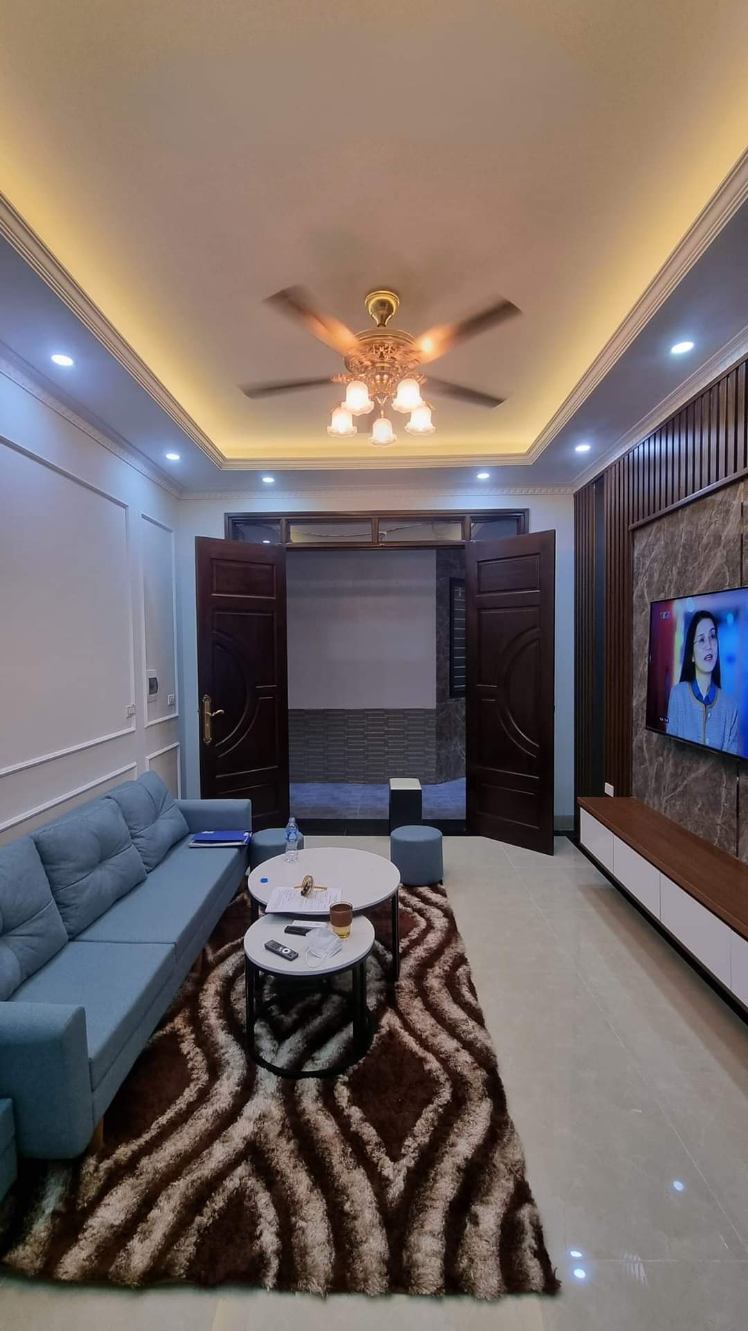 BÁN NHÀ HOÀNG HOA THÁM,QUẬN BA ĐÌNH,DT30M2×5T,MT3.5M,GIÁ 5.6TỶ,NHÀ ĐẸP OTO ĐỖ CỬA, NỘI THẤT