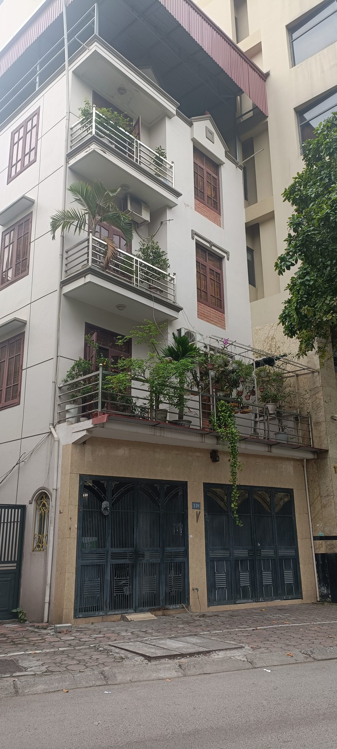 5T x Cầu Giấy x Thang máy x oto vào nhà x kinh doanh