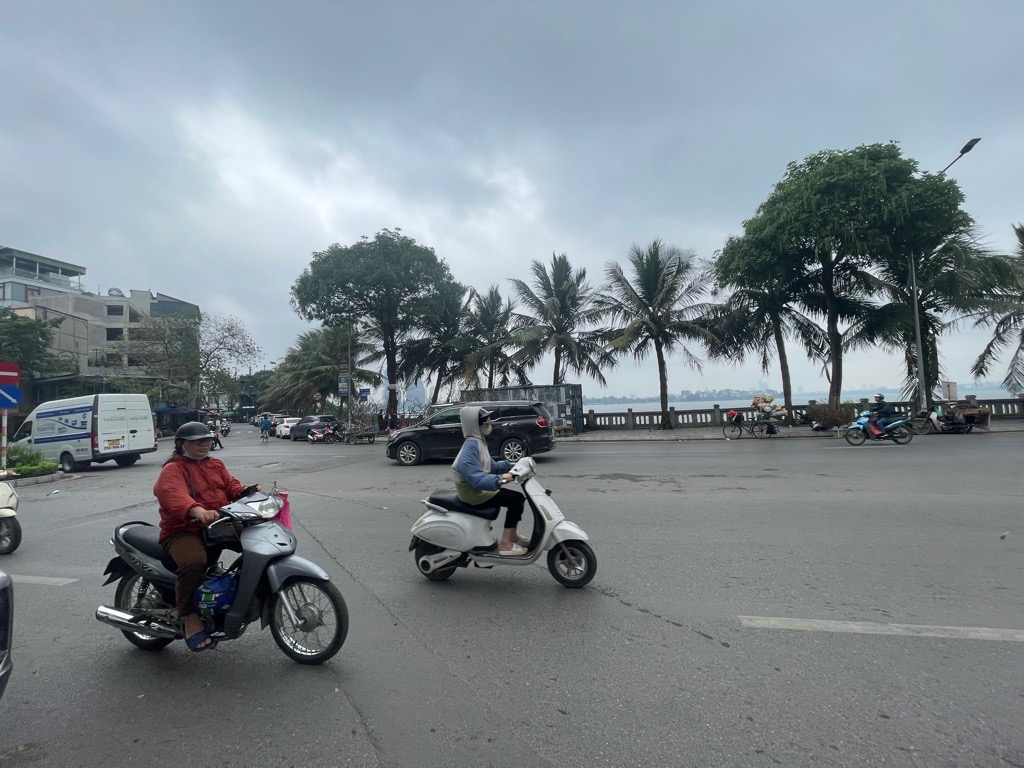 Bán nhà phố Lạc Long Quân 150m2 Lô Góc mặt tiền 15m kinh doanh đỉnh sát Hồ Tây