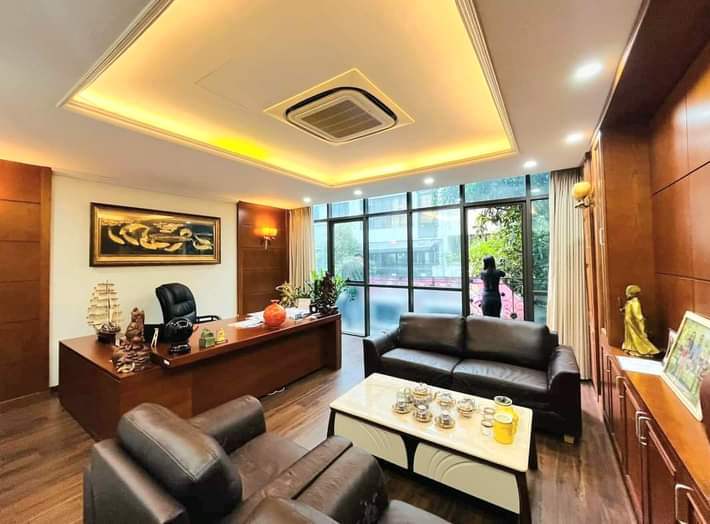 Nợ bank bán gấp nhà mặt phố Trung Phụng (360 Xã Đàn) gần phố Xã Đàn 73m2 chỉ 12.9 tỷ. 0989.62.6116