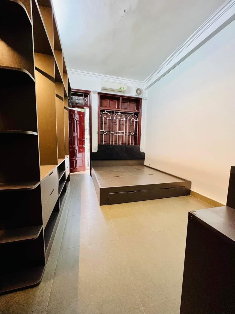 Cần bán nhà Chùa Bộc 35m2 x 4 tầng, cách ô tô 15m, 2 thoáng, nhỉnh 4 tỷ