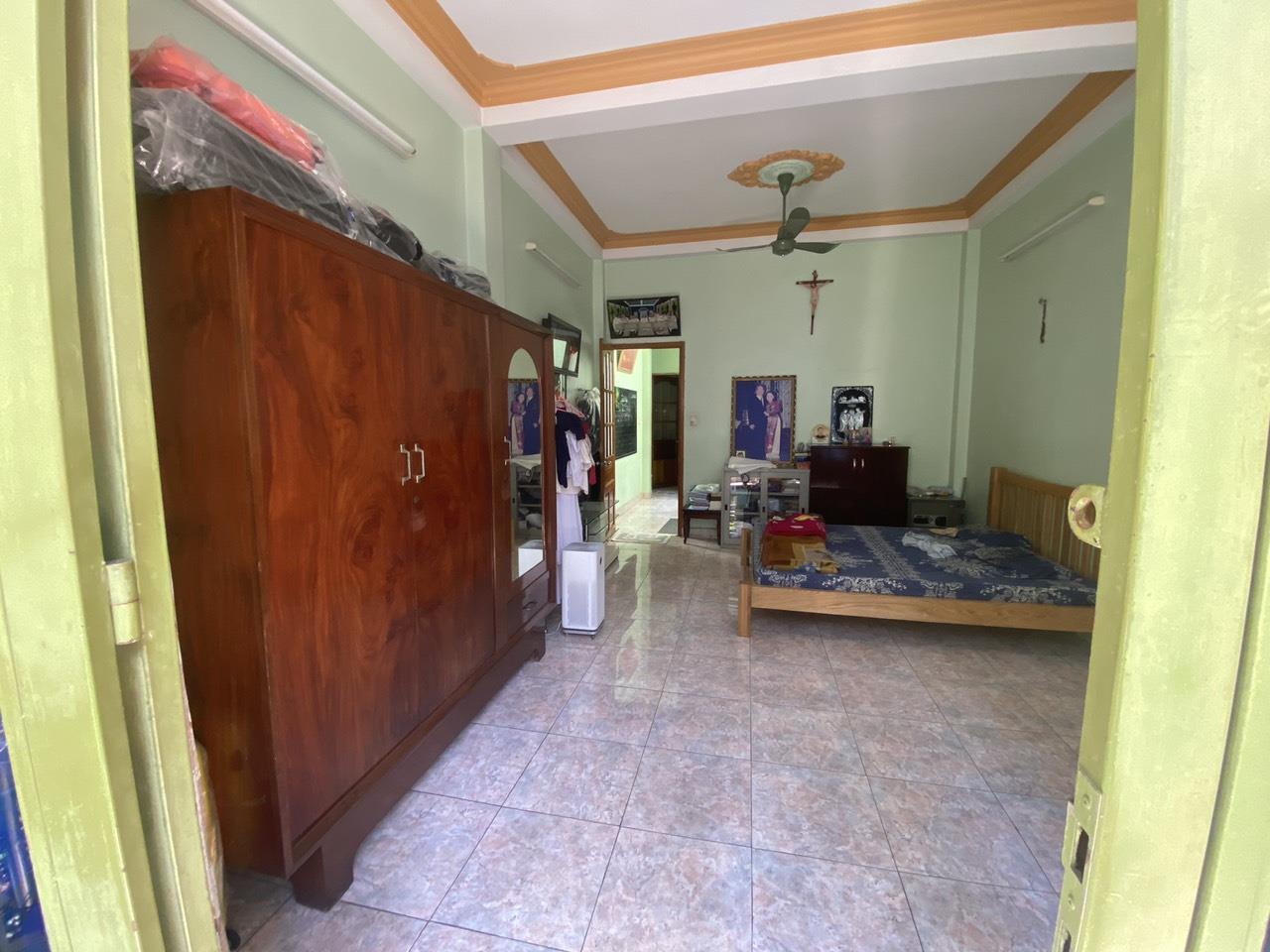 ***Bán nhà 766/68 Cách Mạng Tháng 8, HXH P.5 Tân Bình; 4,2*15; 4 tầng