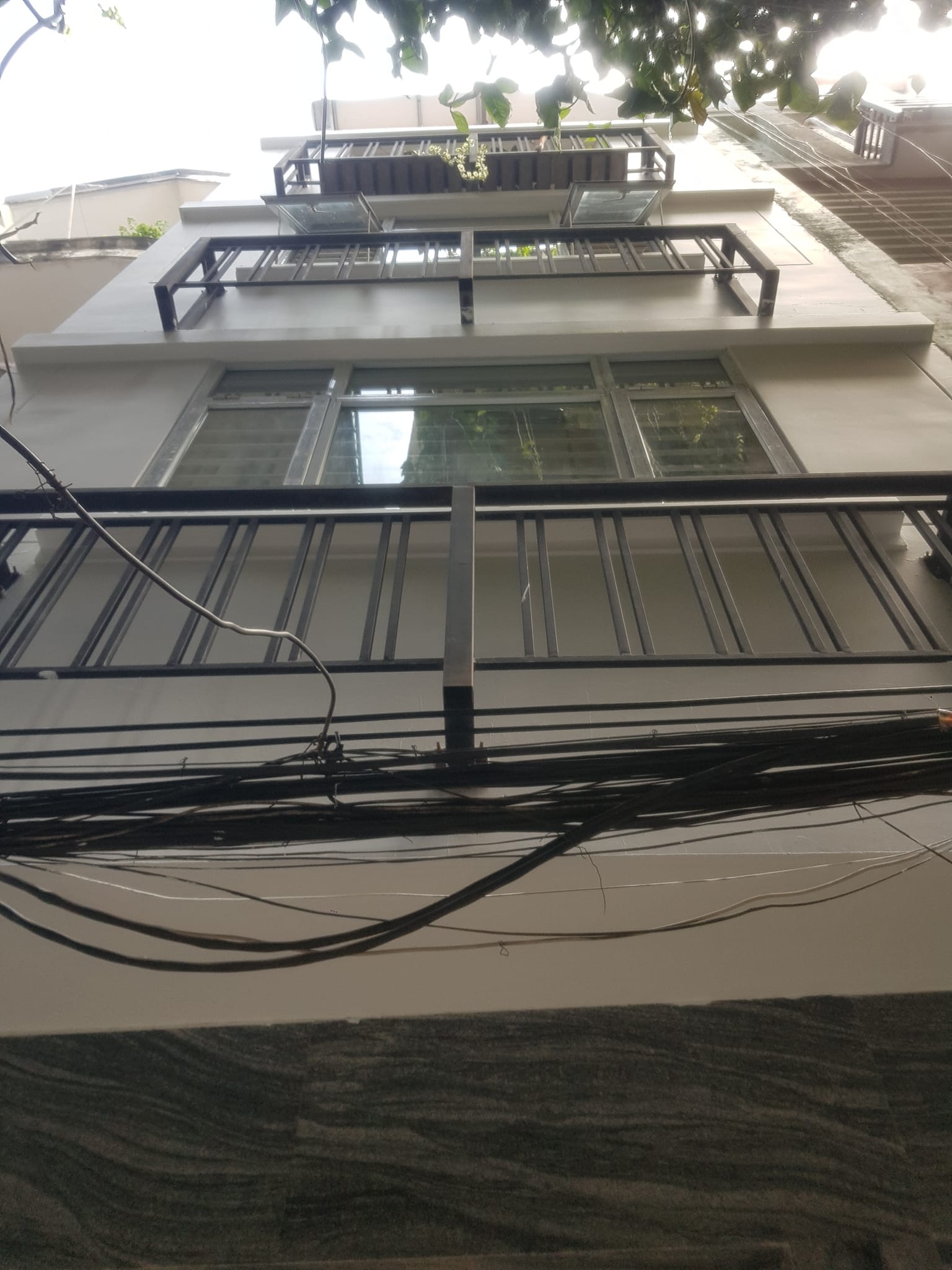 Bán nhà quận Ba Đình, mặt phố đường Bưởi, 60m2 x 5 tầng, đẹp, hiện đại, mặt tiền 5m, vị trí đẹp, thuận lợi kinh doanh, cho thuê,.