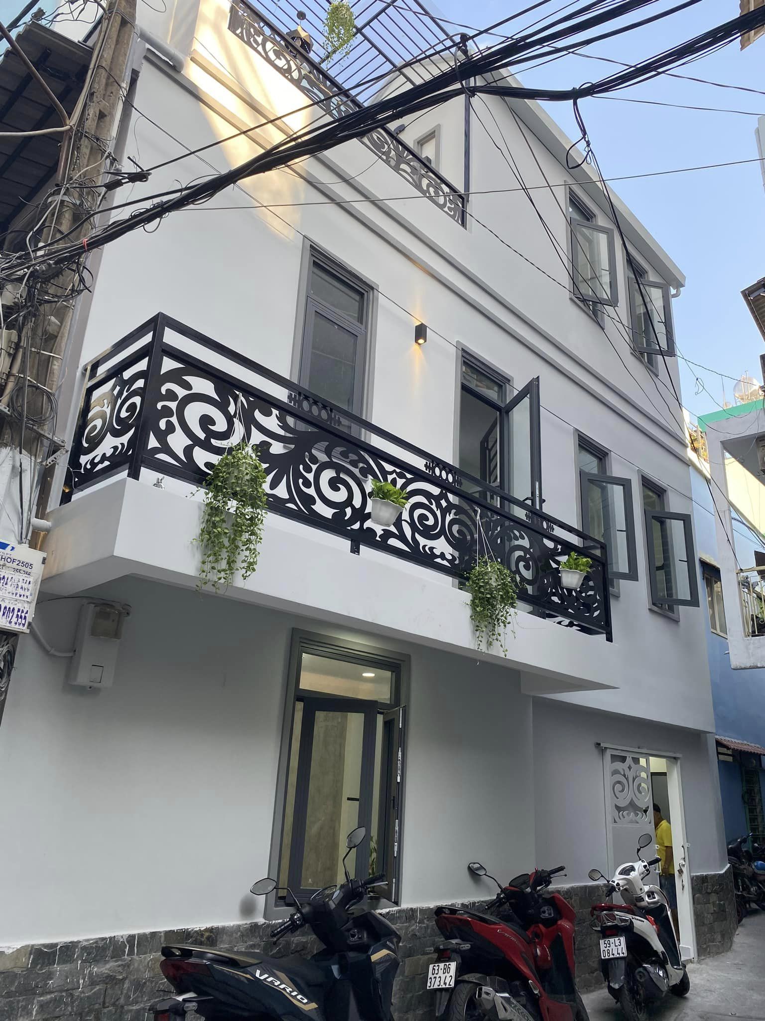 Bán nhà quận 10, đường Hòa Hưng, hẻm 4m, 2 tầng, 20m2, 2.98 tỷ