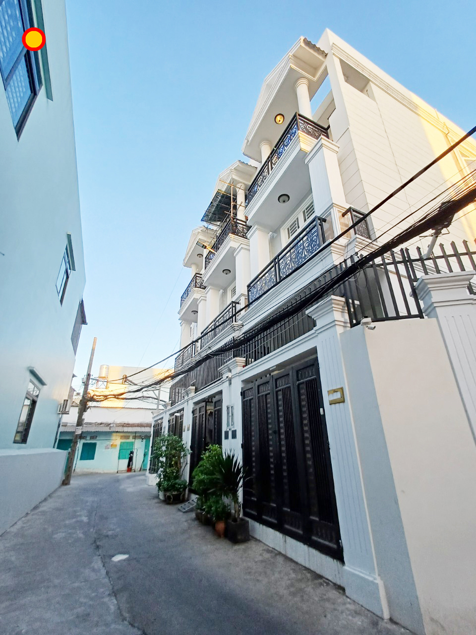 Nhà thiết kế hiện đại 3 tầng, ngang 7m, 4PN, DT:79m2, Giá 7.x tỷ, Hiệp Bình Chánh, Thủ Đức.