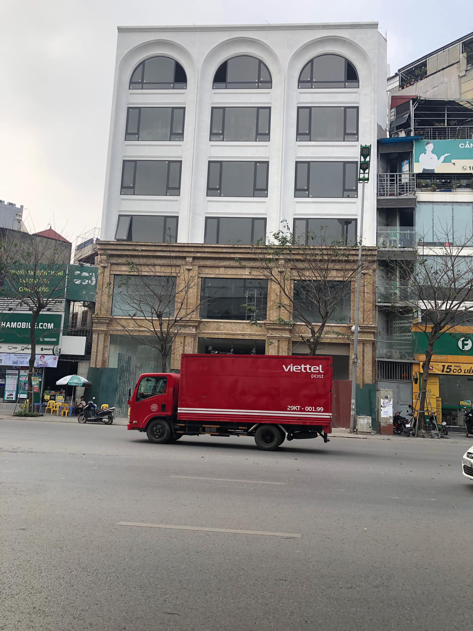 BÁN TÒA NHÀ VÔ CỰC 8 TẦNG MẶT PHỐ 6 LANE XE OTO SIÊU HOT 2024