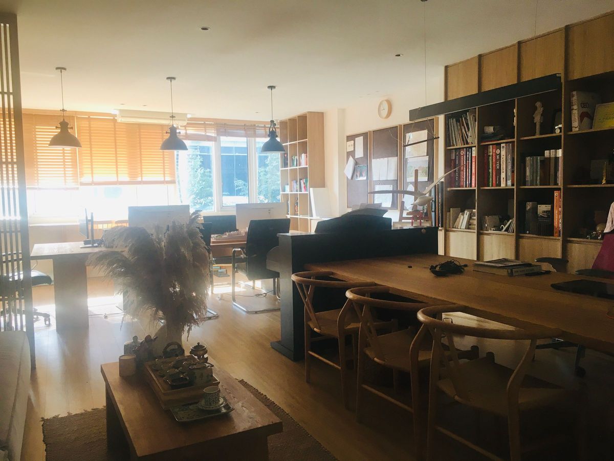 CHỈ 26 TỶ SỞ HỮU NHÀ VỊ TRÍ ĐẮC ĐỊA, MT 6M, VỈA HÈ, Ô TÔ TRÁNH, KINH DOANH QUẬN CẦU GIẤY.