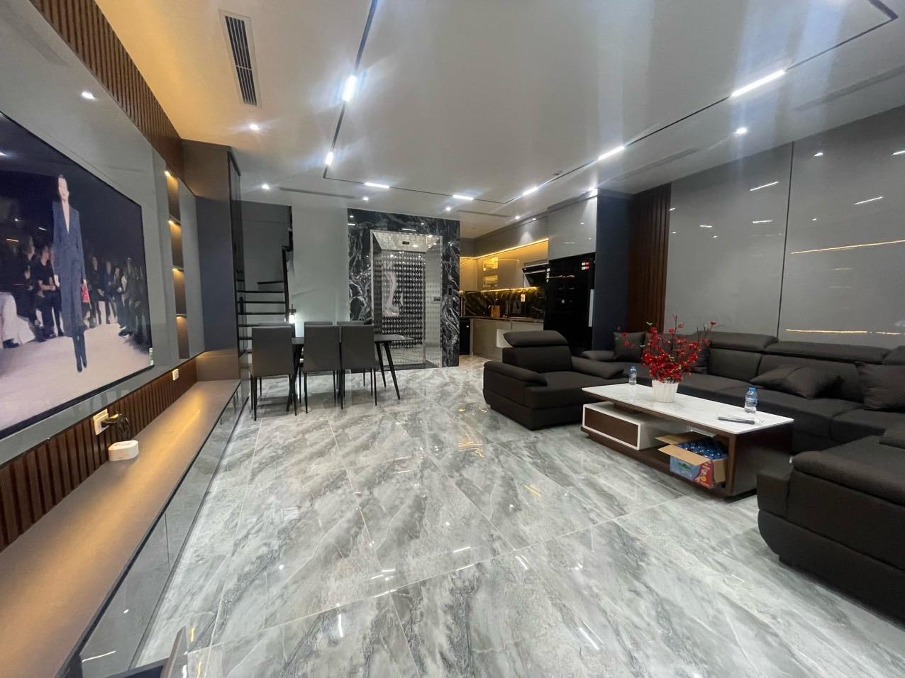 BÁN NHÀ NGUYỄN SƠN, BỒ ĐỀ LONG BIÊN 82M 4 TẦNG 10TỶ.