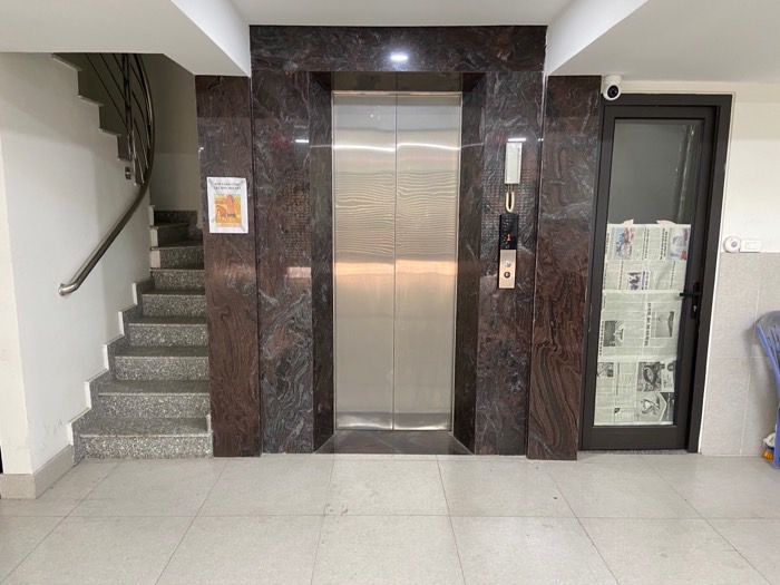 Bán nhà căn hộ dòng tiền Trần Cung 110m2 x 8t thang máy, GARA, 40 phòng, PCCC đầy đủ, 25 tỷ.