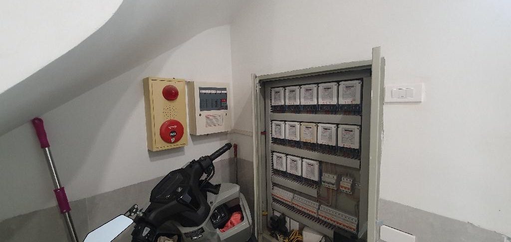 Bán nhà dòng tiền Lê Đức Thọ 60m2 x 8t kinh doanh, ô tô, view hồ đẹp 12 phòng khép kín 12 tỷ.