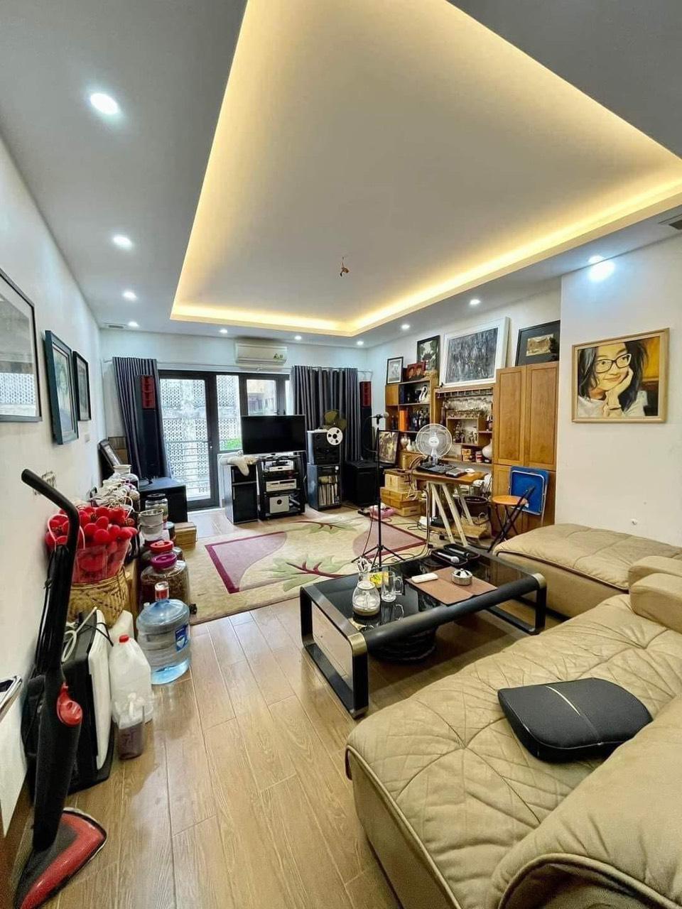 BÁN NHÀ NGUYỄN SƠN, BỒ ĐỀ, LONG BIÊN 55M - 4 TẦNG - 10,5TỶ CỰC HIẾM.