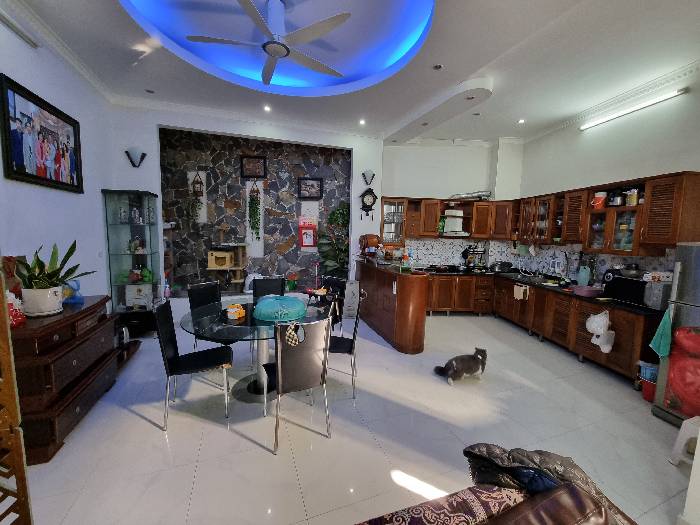 Bán nhà phố Quan Nhân, ngõ nông, dân trí cao, nhà đẹp, 97m, 4PN, 8.3 tỷ