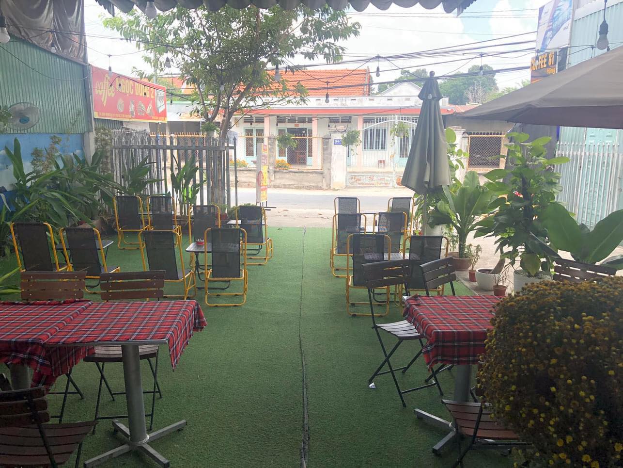 CẦN CHO THUÊ MẶT BẰNG KINH DOANH QUÁN CAFE