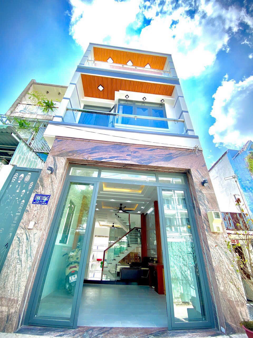 Bán nhà 1 lầu (5x20) khu d6an cư 1806 Huỳnh Tấn Phát giá 5,4 tỷ