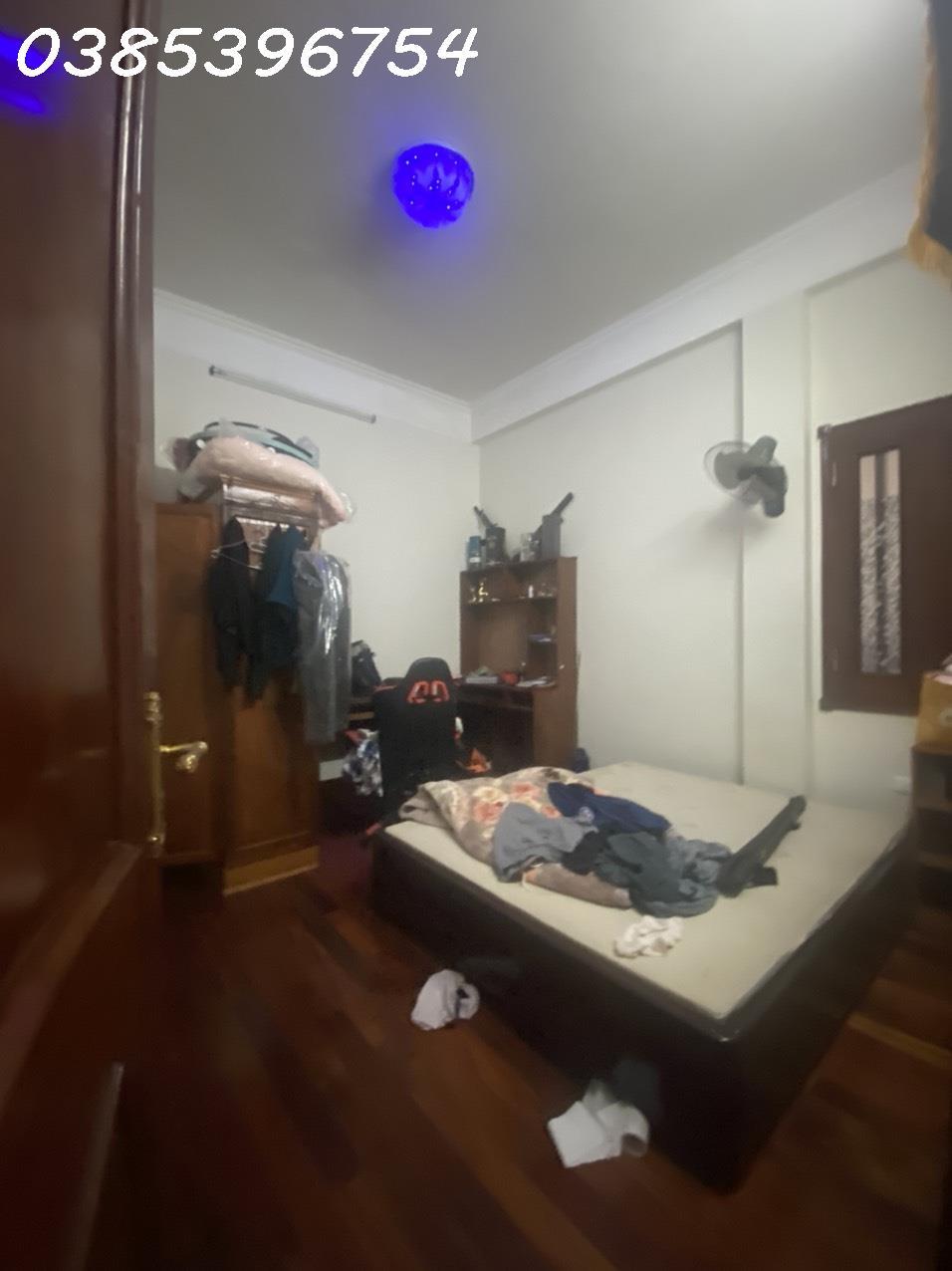 Bán nhà 4 Tầng, Hoàng Mai- gần bx nước ngầm Phân lô, dân cư Văn minh 45m, 8.6 tỷ