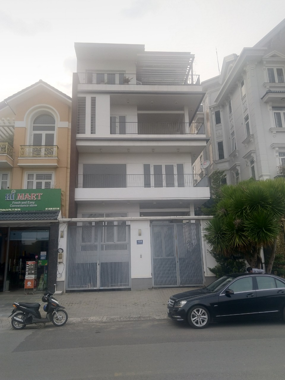 Sinh Sống trong Sự Lựa Chọn Tốt Nhất: Biệt Thự Cao Đức Lân Q2- Hòa Mình Trong Vị Trí Vàng Của Thành Phố