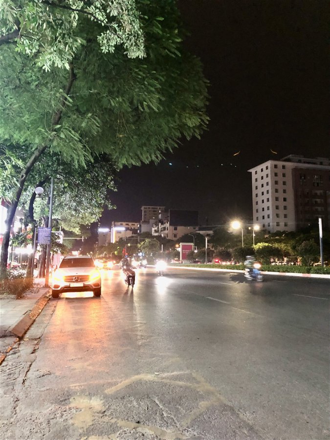 Bán Nhà Phố Trần Duy Hưng Quận Cầu Giấy. 140m Xây 5 Tầng Mặt Tiền 7m Nhỉnh 24 Tỷ. Cam Kết Ảnh Thật Mô Tả Chính Xác. Chủ