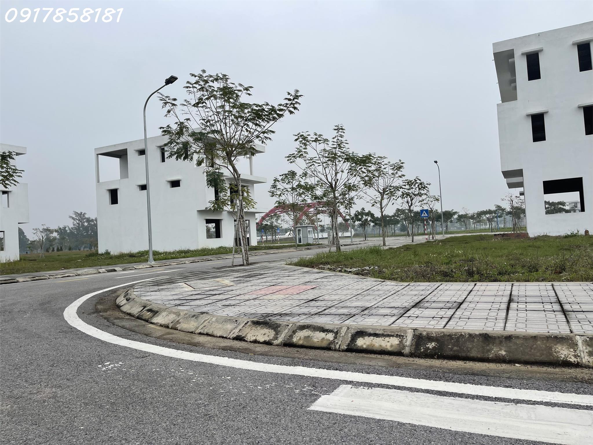 ĐẤT BIỆT THỰ VEN SÔNG ĐƠ, TP.SẦM SƠN, GIÁ 16TR/M2. KHÔNG CẦN XÂY RA SỔ NGAY. LH: 0917 858181