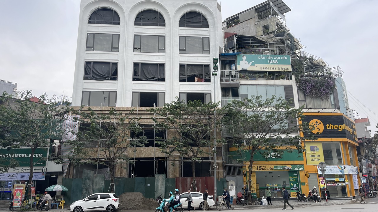 Tòa Nhà Mặt Phố KĐT Thành Phố Giao Lưu-300M2 8 Tầng Mặt Tiền 17M -135 Tỷ