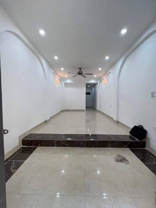 Bán nhà 7t thang máy Pháo Đài láng đông sv dân cư đông đúc