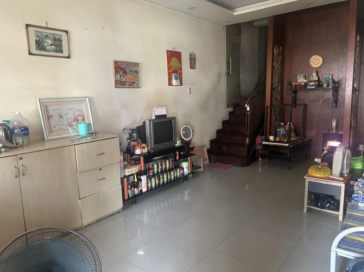 Nhà Đẹp- Giá Tốt- Chính Chủ Cần Bán Căn Nhà Vị Trí Đẹp Tại Quận Phú Nhuận, TPHCM