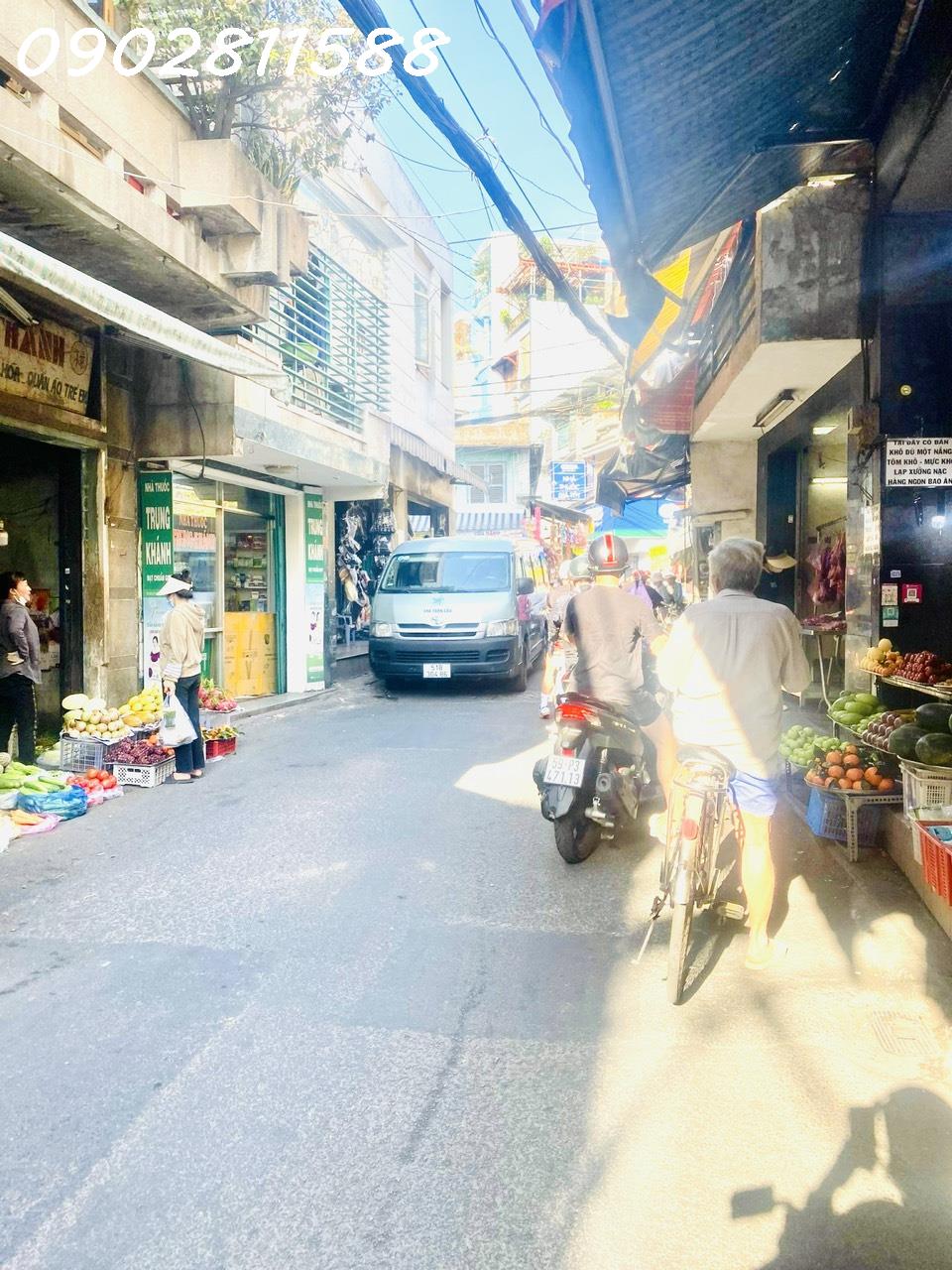 Không có đối thủ - sát HẺM 8M LÝ THƯỜNG KIỆT GIÁP QUẬN 10 - 110m2 -3 tầng - ngang lớn gần 7m - CHỈ 5 TỶ hơn