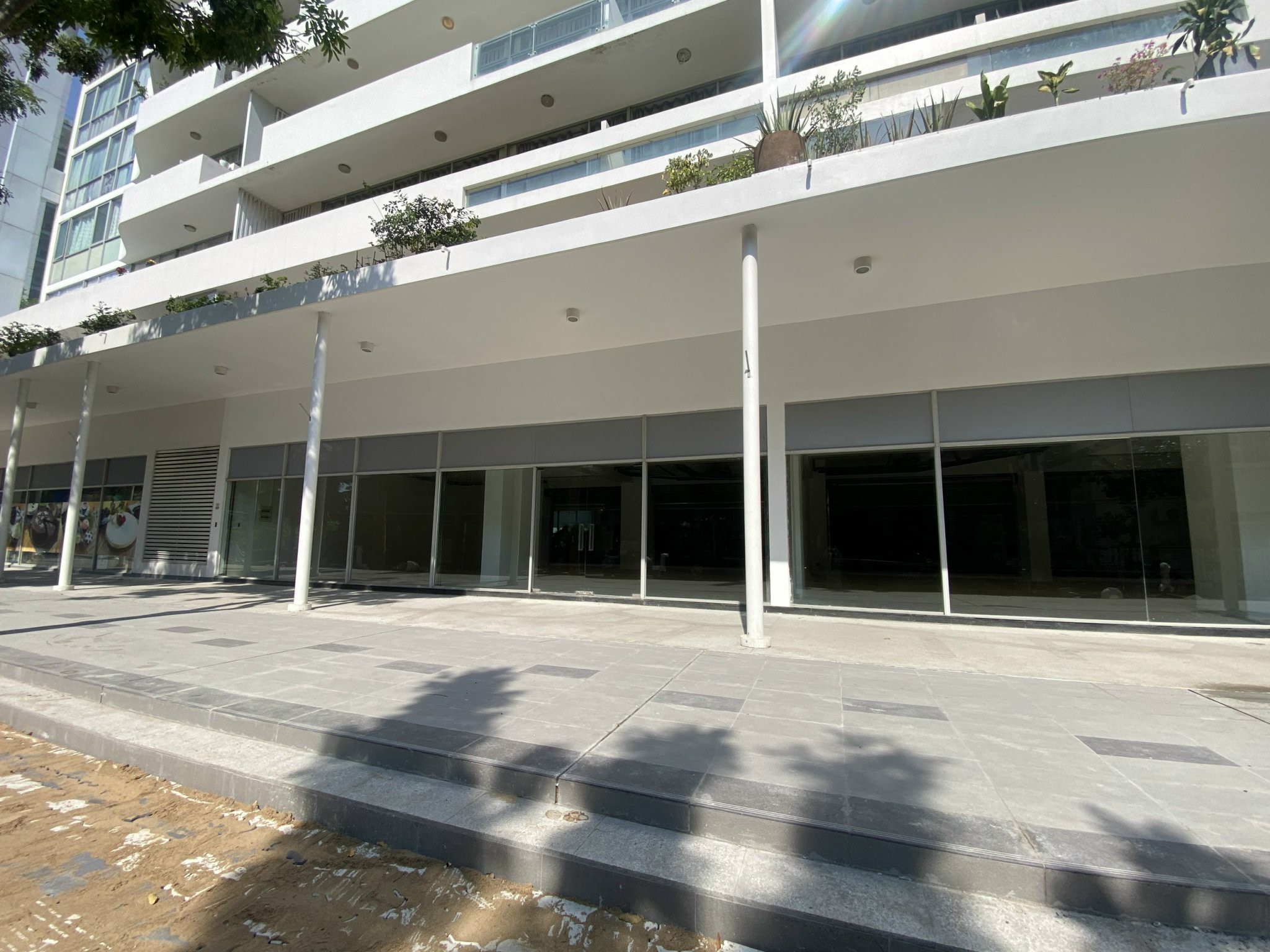 Shophouse Hồ Bán Nguyệt Phú Mỹ Hưng sở hữu lâu dài mua trực tiếp chủ đầu tư. Chiết khấu hấp dẫn. Thanh toán trả góp