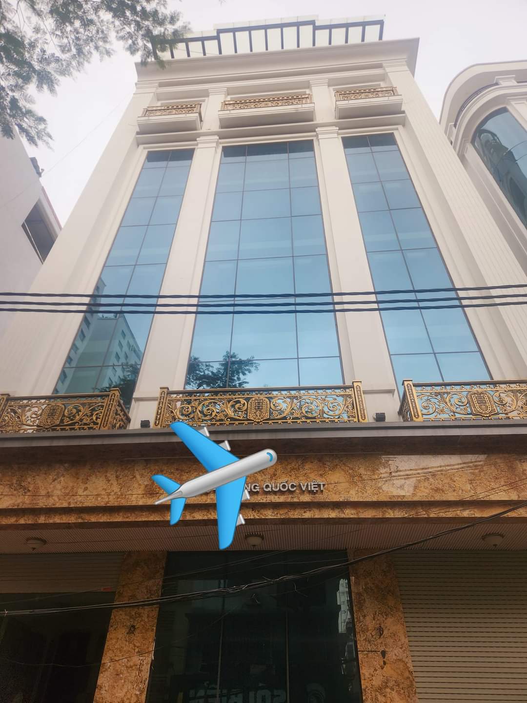 Bán Tòa Nhà Phố Hoàng Quốc Việt 140m x 9T, Mt 11m. Giá 68 tỷ.