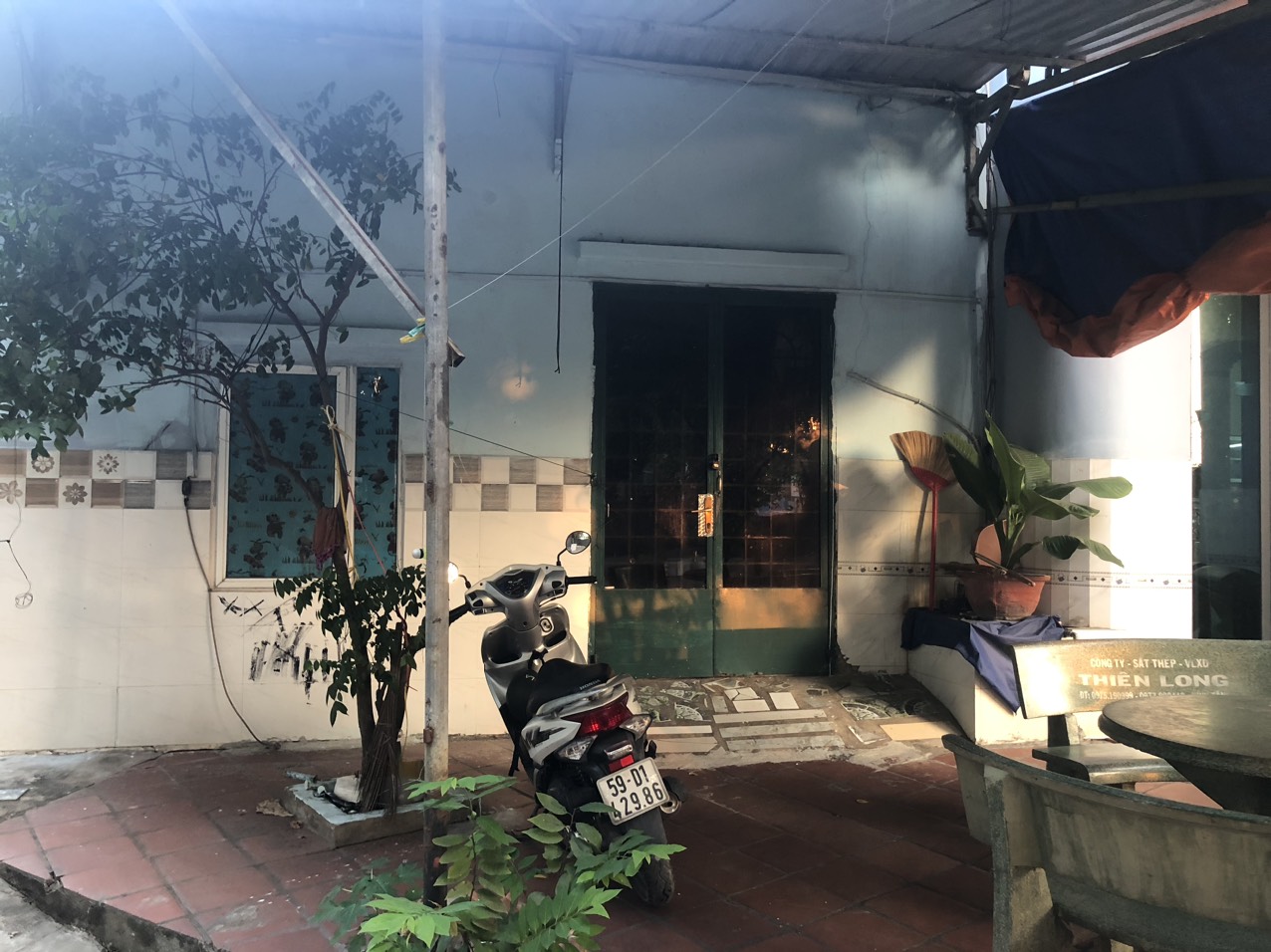 Nhà nguyên căn nhỏ xinh hẻm xe hơi, cách đường TX25 chỉ 30m