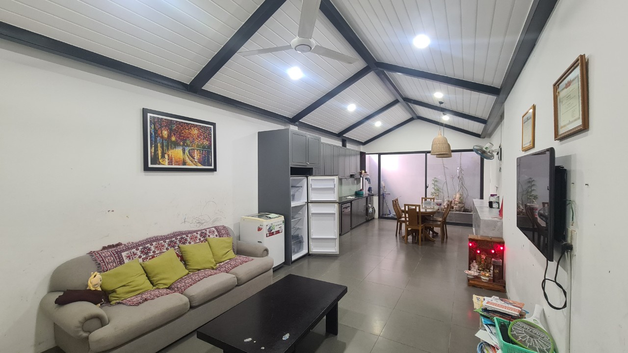 GIÁ GIẢM ĐẾN 10TR - Cho thuê nhà mặt tiền 120m2 ngay trung tâm Nha Trang