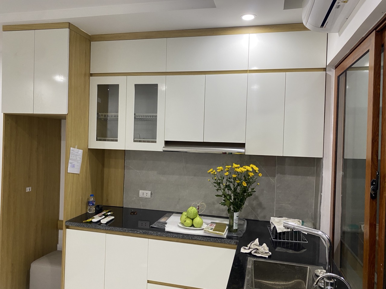 Bán nhà tập thể 65m2, tầng 1 trường đại học Sư phạm, Nghĩa tân, Cầu Giấy, Hà Nội