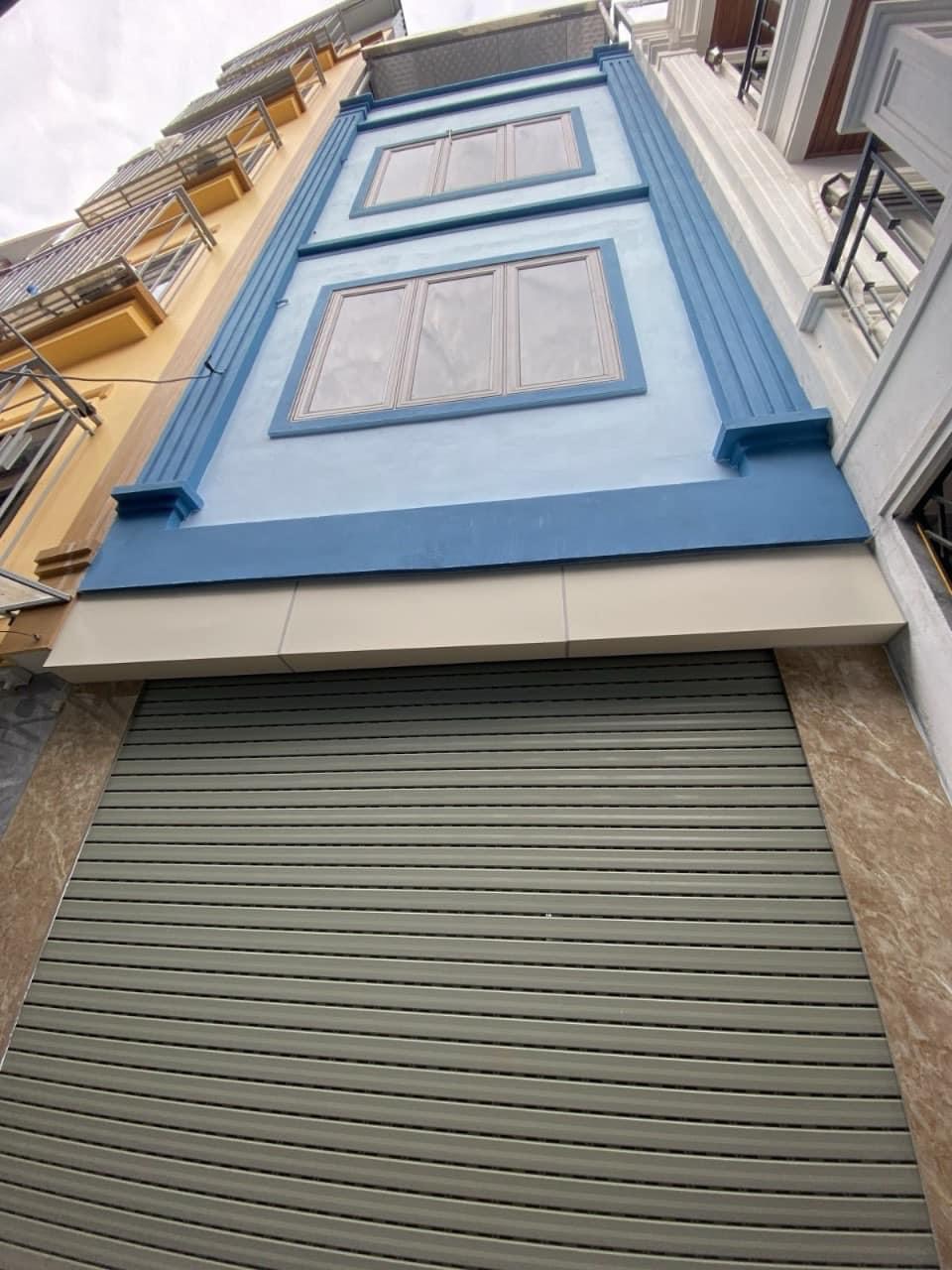 cho thuê căn nhà mới tại ngã tư Trịnh Văn Bô 45m x 4 tầng LH 0912683895