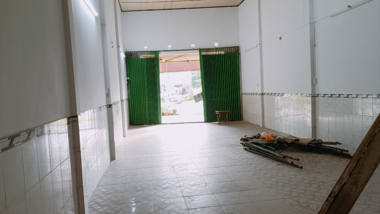 Nhà mặt tiền 10 triệu đường Võ Văn Kiệt