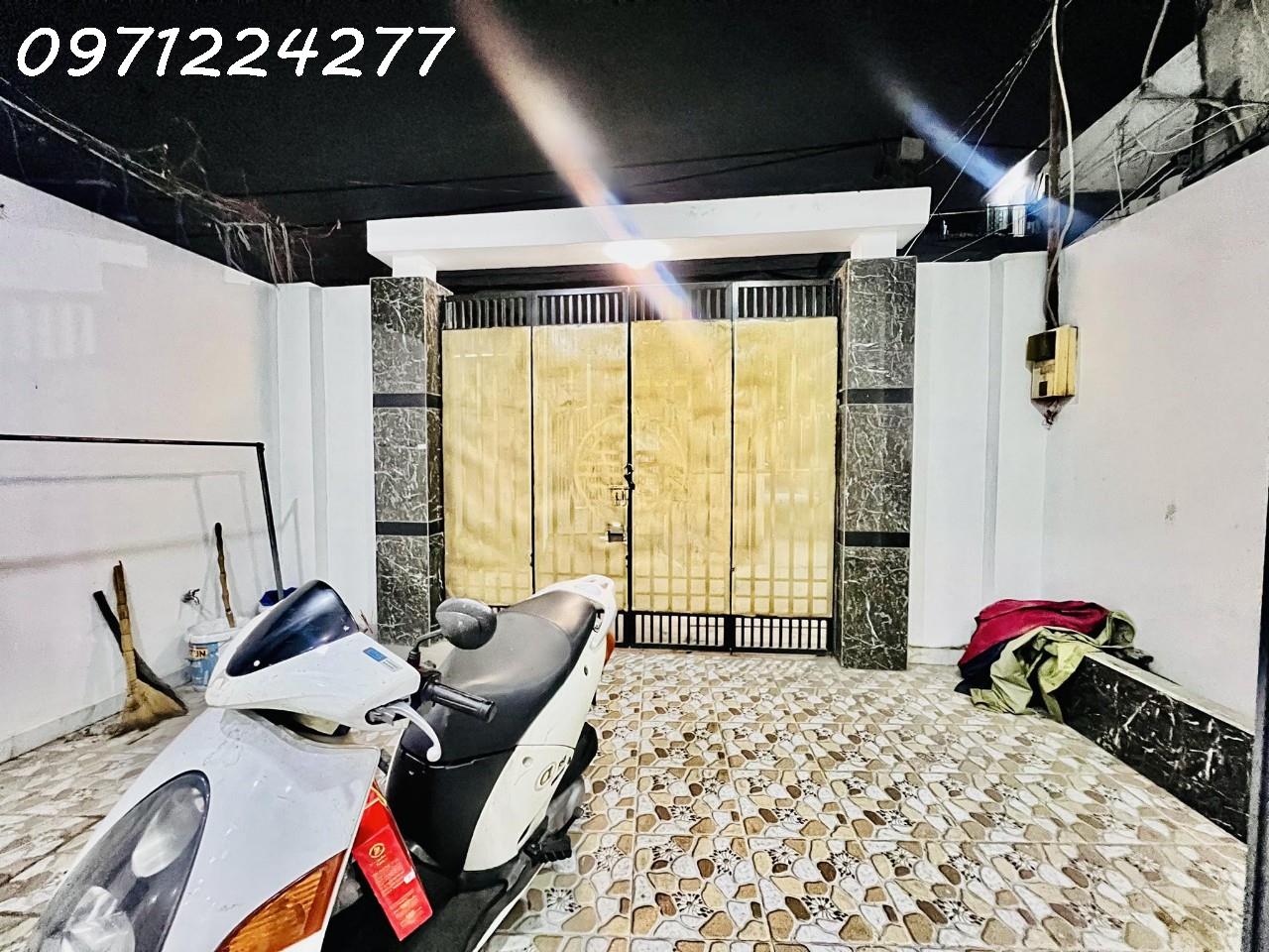 BÁN NHÀ CHÍNH CHỦ ĐƯỜNG SỐ 11 TRƯỜNG THỌ - THỦ ĐỨC - 81M2 ( 5.4 X 15 ) 3 TẦNG BTCT 4PN + 3WC NHÀ HOÀN CÔNG - GIÁ CHỈ