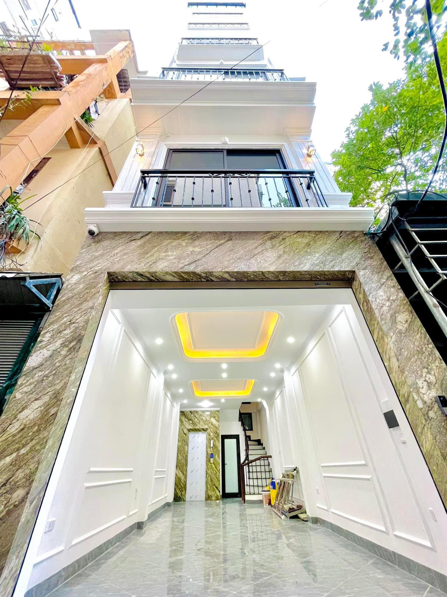 Phố Đào Tấn, Ba Đình mặt ngõ thông, cận phố kinh doanh 6T thang máy 0981858892