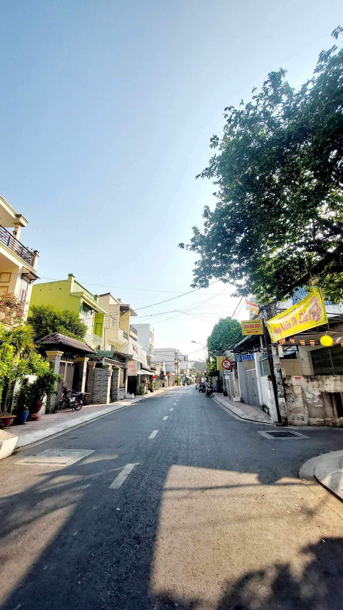 Gấp bán nhà Linh Đông - Thủ Đức - 49M2, Đường 10 L. Đông -TNV - P.Văn Đồng 500m, Chỉ 2.98 Tỷ