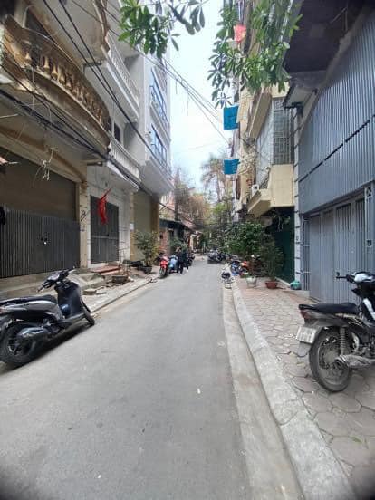 NÓNG NHẤT O9 2628 5559 BÁN. Nhà Võ Văn Dũng 61/67m², 5 tầng, MT 5.5m, Giá TL 18.8 tỷ Đống Đa