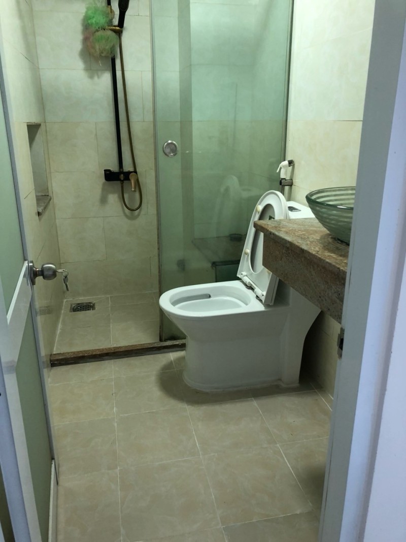 Bán Nhà Tô Hiến Thành, P13,Q10, 2 Tầng Đúc, Chỉ 2.9 Tỷ