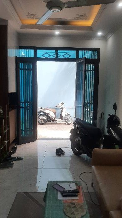 Bán nhà Ngọc Hồi 6 tầng , Lô góc sáng thoáng, ngõ trước nhà 3m, 10m ra ô tô