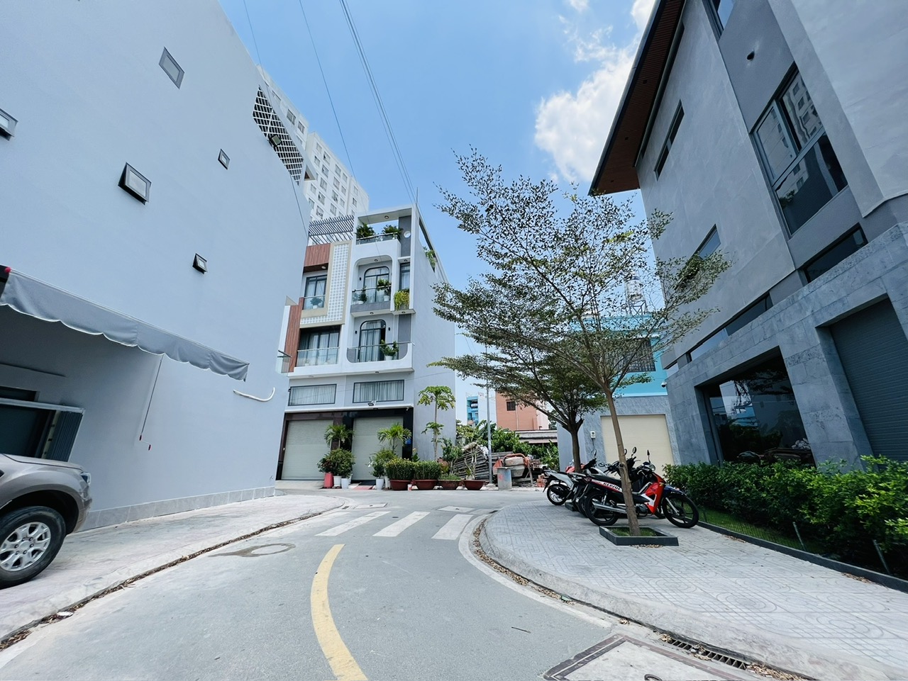 HÀNG HIẾM Đất Phân Lô Ngay Ngã 4 Bốn Xã 52m2 Giá Rẻ 3.6 Tỷ Lh: 0813123205
