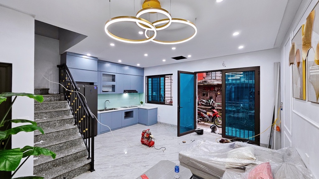 Tây Hồ - Nhà 3 tầng mới kính koong -Mặt tiền 6m rông thênh thang – 1.95 tỷ