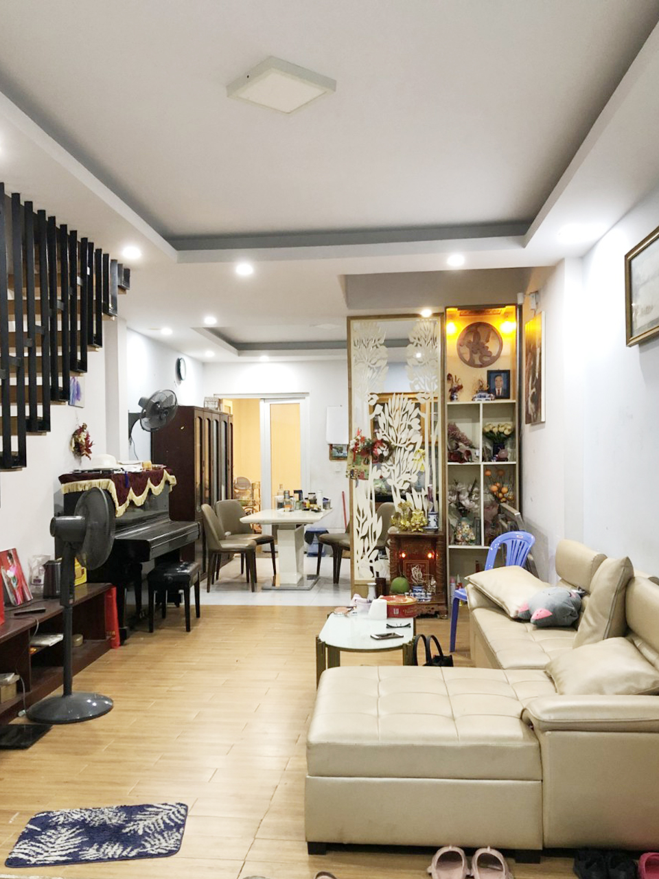 Bán nhà đường số 2, Hiệp Bình Phước, 2 tầng, dt: 74m2, giá: 4.x tỷ.