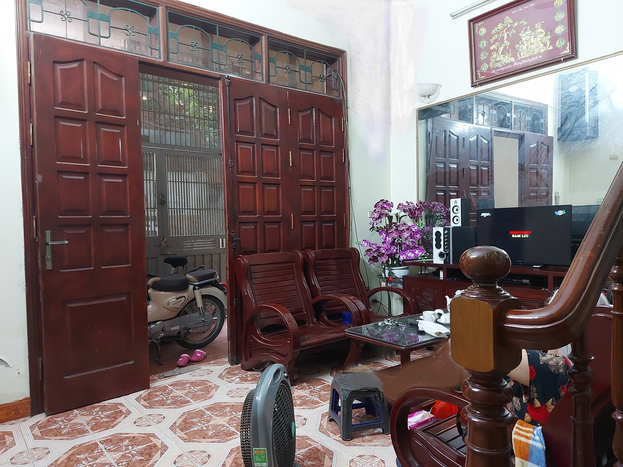 BÁN NHÀ YẾT KIÊU, TRUNG TÂM HÀ ĐÔNG, VUÔNG VẮN, OTO QUA CỔNG, DT: 52M2, CHỈ 5 TỶ 5