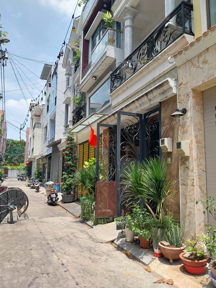 Bán Biệt thự Dương Đình Hội - SD 200m2, 4 PN, 4 WC - Chỉ 6.1 Tỷ - Bao Đầu tư.