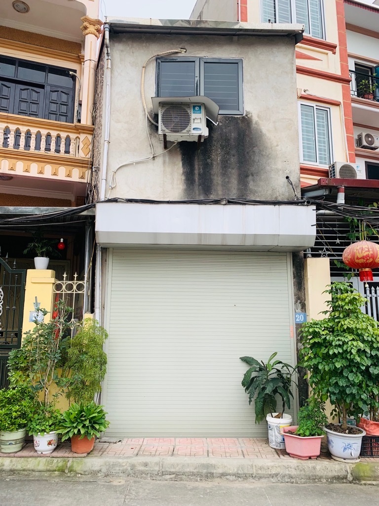 Bán nhà C4 ngõ 210 Đức Giang. Oto tránh, vỉa hè, view thoáng 50m chỉ nhỉnh 4 tỷ LH: 0936123469