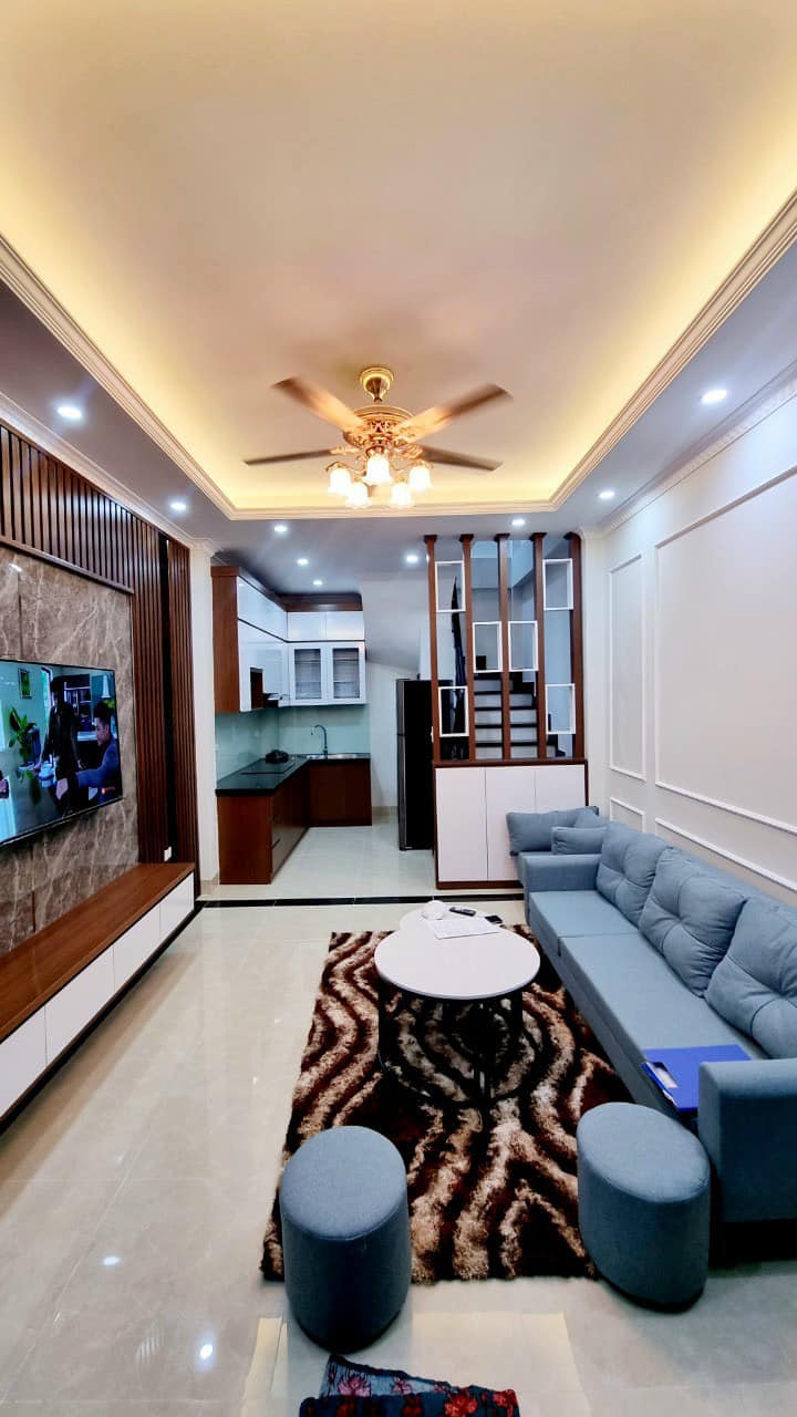 BÁN NHÀ HOÀNG HOA THÁM 36M, BA ĐÌNH, 5 TẦNG, NHÀ ĐẸP, Ô TÔ ĐỖ CỬA. GIÁ 5,6 TỶ