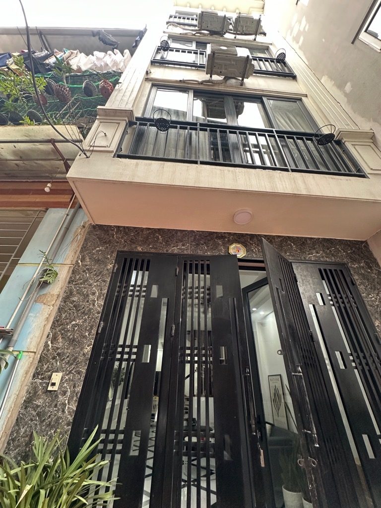 Hiếm–Tây Hồ- Gần Lotte Mall- 4 Tầng mới -4PN rộng rãi –2 mặt thoáng sáng- 4.65 tỷ